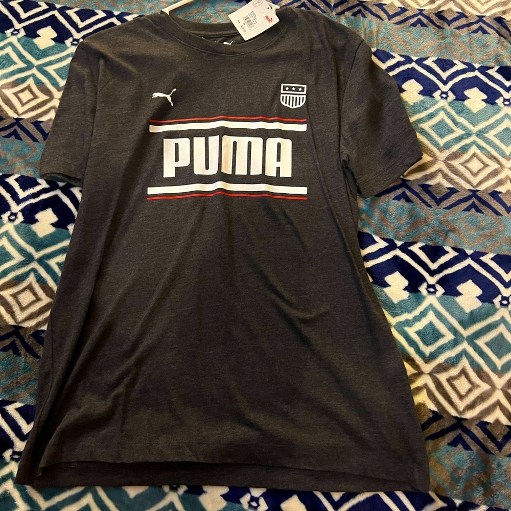 NWT. Mens puma shirt, dark gray.